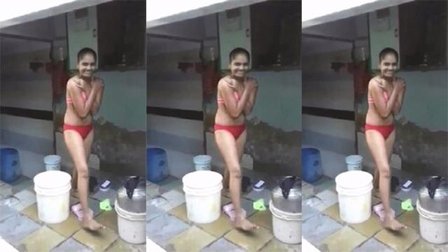 Very Slim Cousin Sister Naked Bathing And Cloth Changing Mms
